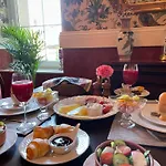 Grawert Boutique & 4*